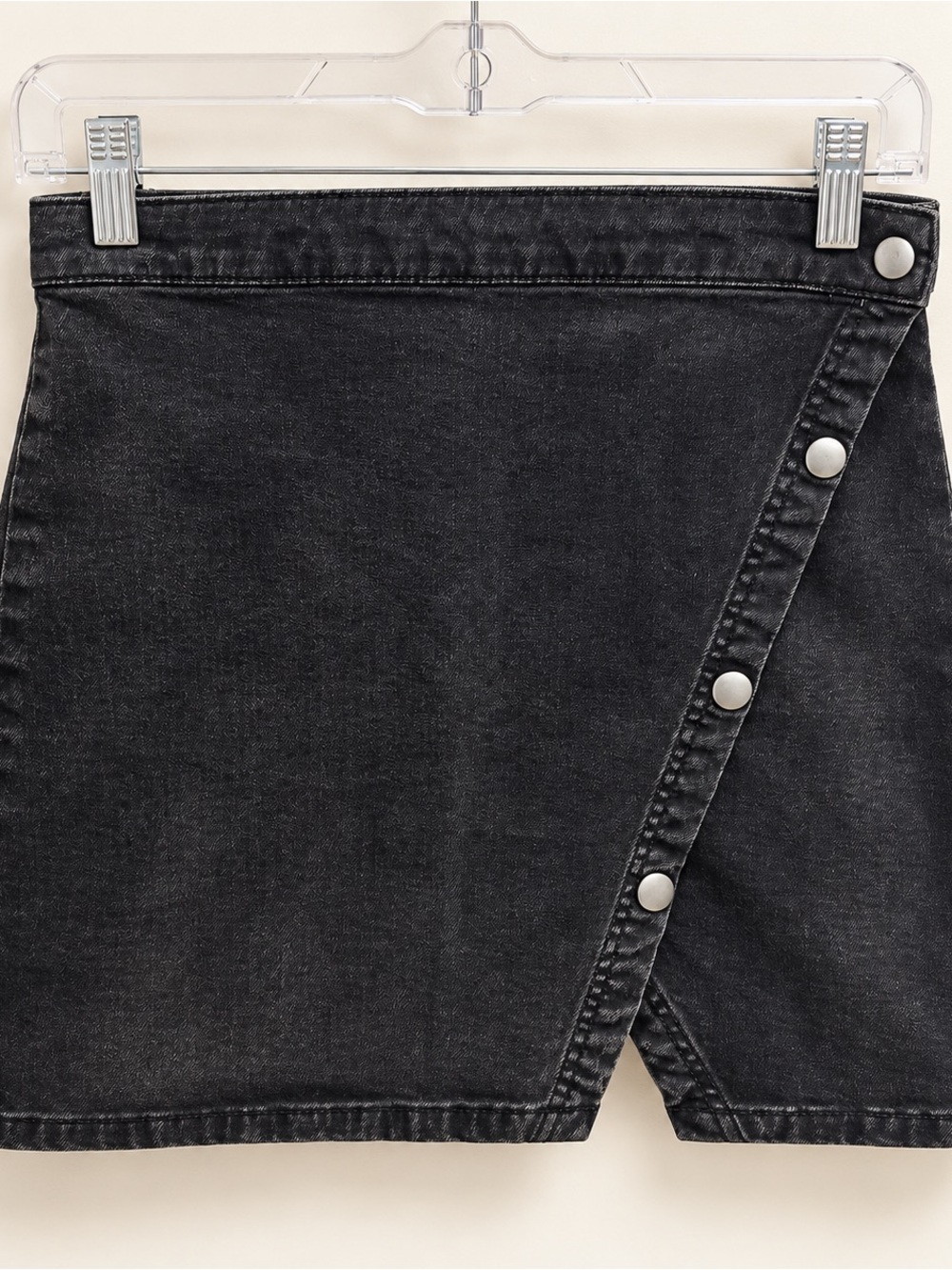 Free People We The Free Black Denim Asymmetrical Snap Wrap Mini Skirt Size 8